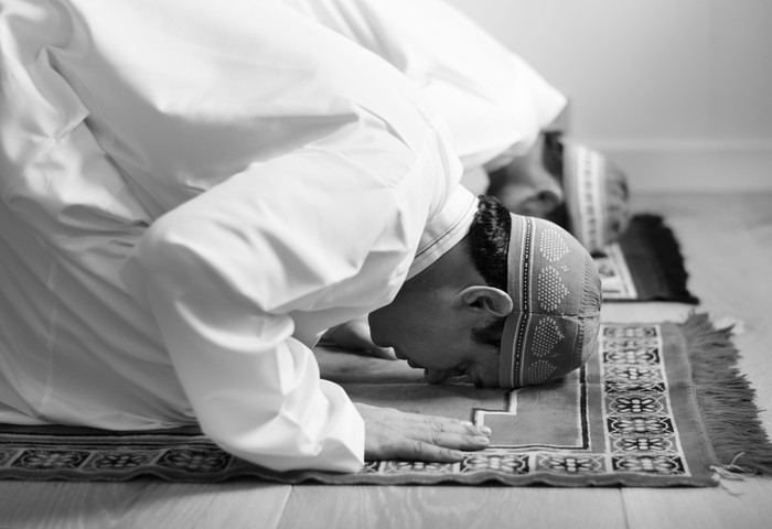 7 Kebiasaan Orang Arab yang Membuat Kaya Raya dan Sukses