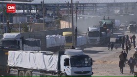 VIDEO: Truk Bantuan Kembali Masuk Gaza Lewat Perbatasan Rafah