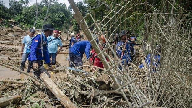 BNPB mencatat lima provinsi dengan kejadian bencana tertinggi, yakni Jawa Barat, Jawa Tengah, Kalimantan Selatan, Sulawesi Selatan, dan Kalimantan Timur.