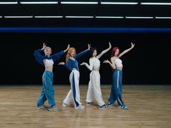 Lirik Lagu Untouchable - ITZY