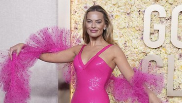 Margot Robbie Melahirkan Bayi Laki-laki