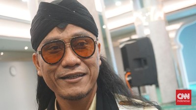 Gus Miftah membantah melakukan politik uang seperti yang dituduhkan kepadanya buntut viral video dirinya bagi-bagi duit di Pamekasan, Jawa Timur.