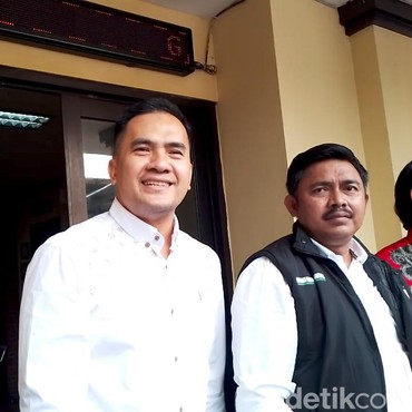 Senyum Merekah Saipul Jamil Akhirnya Bebas