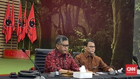 Hasto Pastikan Tak Undang Jokowi di HUT PDIP