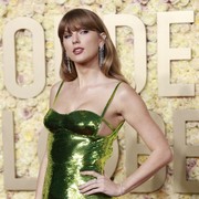 3 Gaya Skort ala Taylor Swift, Nyaman Dipakai saat Cuaca Panas
