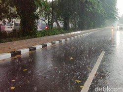 Ini Penyebab Hujan Lebat hingga Angin Kencang di Jatim