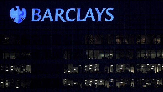 Bank asal Inggris, Barclays, melakukan pemutusan hubungan kerja (PHK) terhadap 5.000 karyawannya hingga 2023.