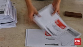 Warga Gugat UU Pilkada, Minta Ada Kotak Kosong di Semua Surat Suara