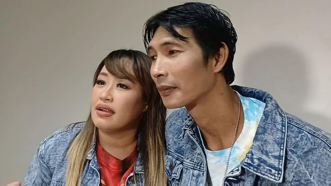 Drama Pinkan Mambo Dan Arya Khan, Cerai Hingga Kembali Rujuk