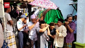 VIDEO: Lagi Panen Padi, 1 Keluarga Tersambar Petir. Ayah-AnakTewas