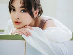 Tak Cuma Pelengkap Penampilan, Caitlin Halderman Jadikan Parfum Dongkrak Percaya Diri