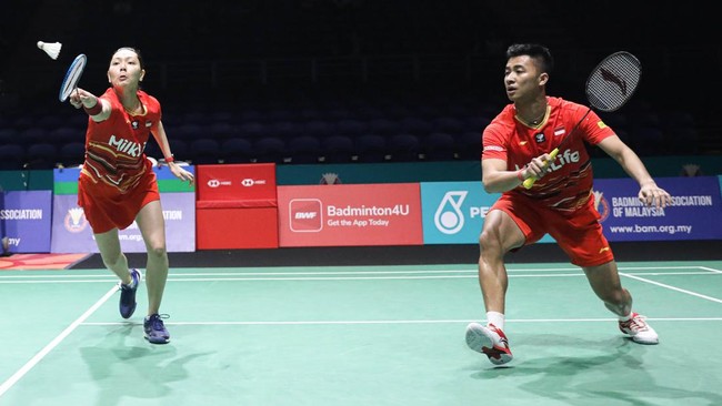 Perjuangan Epik Dejan/Gloria: Melangkah ke Babak 16 Besar Indonesia Open