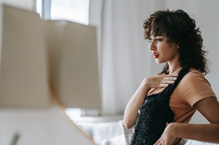 Ilustrasi Cancer yang menutup hati untuk orang lain/Foto: pexels.com/sam-lion