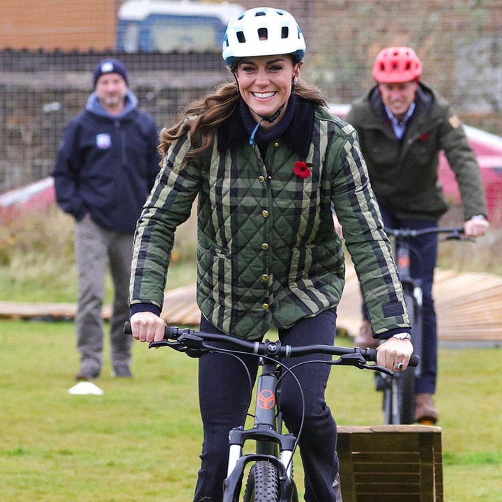<p>Selamat ulang tahun Kate Middleton. Kita doakan, semoga kehidupannya terus diisi kebahagiaan bersama keluarga. (Foto: Instagram @princeandprincessofwales)</p>