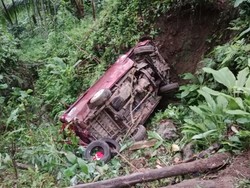 Detik-detik Laka Maut Mobil Terjun Jurang di Jatiroto Wonogiri