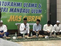 KH Anwar Iskandar Dukung Gibran, Harap Menang 1 Putaran