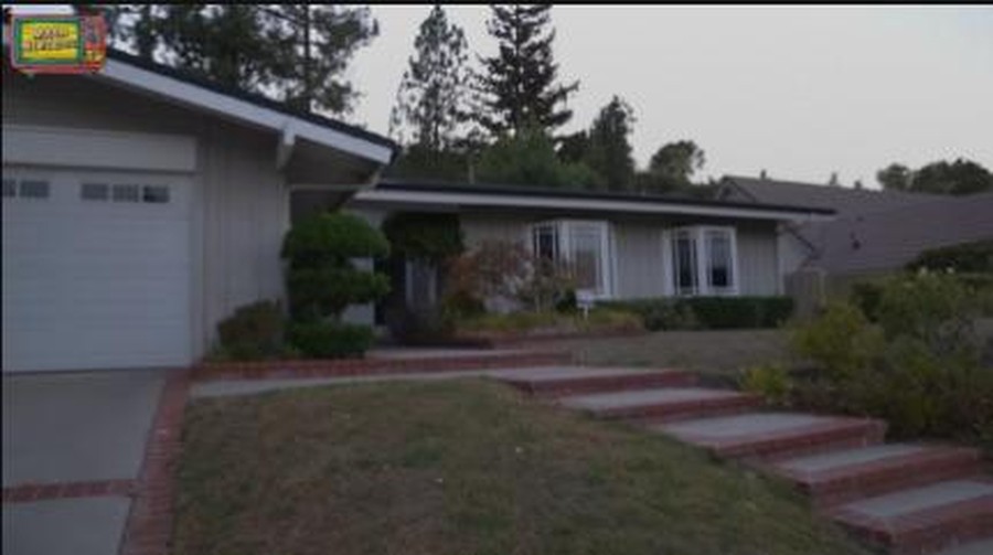 Rumah Keluarga Irwan Mussry di Amerika