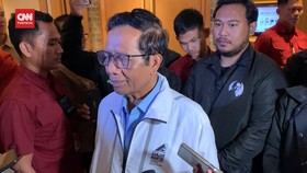 VIDEO: Mahfud Tanggapi Jokowi Soal Serangan Personal: Ndak Ada Itu