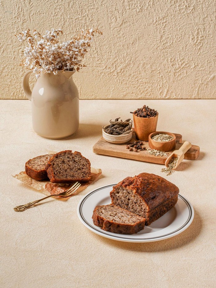 Vegan Ginger Banana Cake