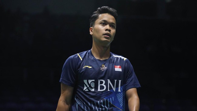 Anthony Ginting berhasil lolos ke semifinal Indonesia Masters 2024 setelah mengalahkan Loh Kean Yew.