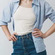 Bukan Sekadar Penghias, Ternyata Ini Kegunaan Kantong Kecil di Celana Jeans