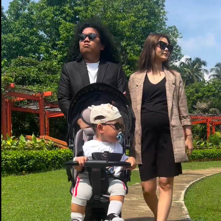 <p>Video tersebut ternyata mengundang banyak komentar dari netizen. Ternyata anyak yang belum mengetahui bahwa eks personil JKT48 ini sedang mengandung anak kedua. (Foto: Instagram: @ceseniy)</p>