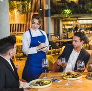 5 Etiket Makan di Restoran yang Jarang Diketahui, Dikira Sopan Tapi Nyatanya Tidak