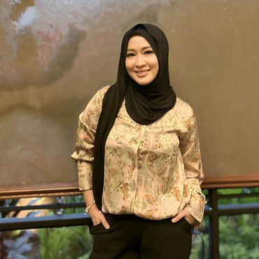 Okie Agustina Bongkar Reaksi Adelia Wilhelmina Saat Foto Bareng Pasha Ungu dan Nasha
