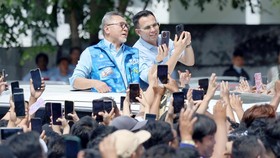 Zulhas Bawa Raffi Ahmad Kampanyekan Prabowo di Lampung