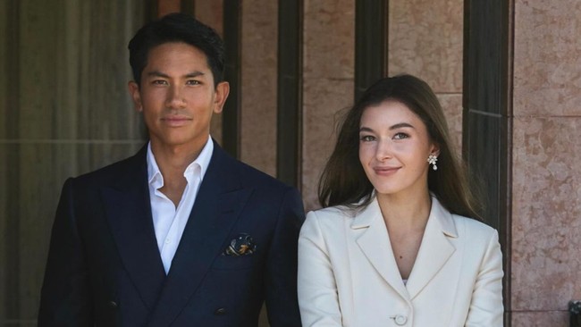 Pangeran Brunei Darussalam Abdul Mateen akan menikahi tunangannya Anisha Rosnah hari ini. Rangkaian pernikahan berlangsung selama 10 hari.