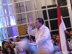 Prabowo Puji Genggaman Emak-emak di Lampung Wakili Dukungan Rakyat