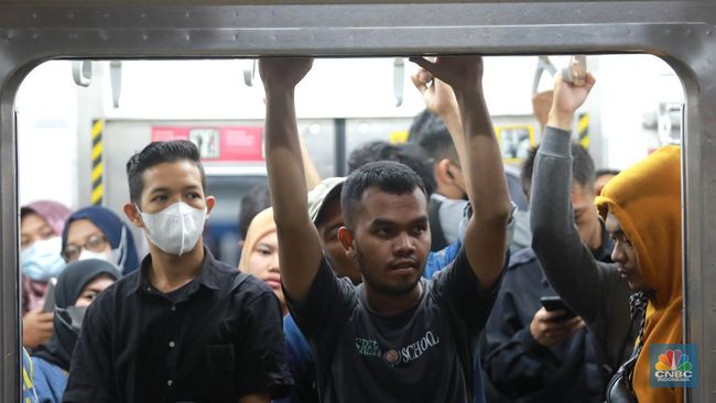 20 Juta Orang Naik KRL Saat Libur Lebaran, KCI Cuan Rp 88 Miliar