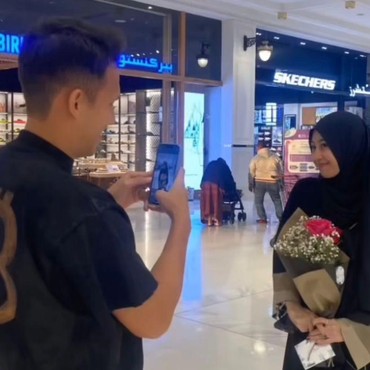 7 Potret Adiba Khanza Susul Egy Maulana Vikri ke Qatar