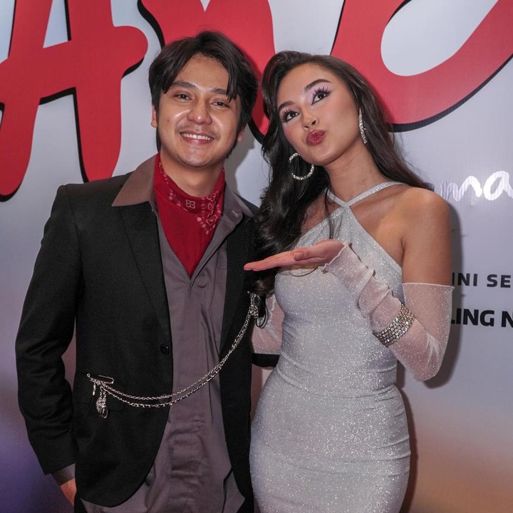 <p>Film <em>Ancika: Dia yang Bersamaku 1995</em> tayang di bioskop Tanah Air pada 11 Januari 2024. Di film ini, ada wajah baru yang memerankan tokoh Milea. (Foto: Instagram @caitlinhalderman)</p>
