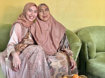 Kisah Lulusan S2 Peraih Beasiswa LPDP, Begini Pola Asuh dan Dukungan Ibunda