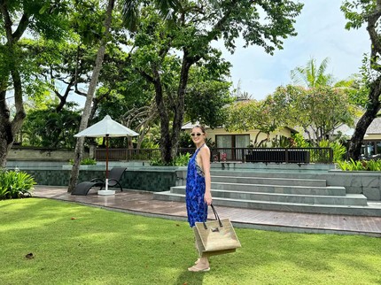 5 Potret Terbaru Julie Estelle Makin Langsing Setelah Lima Bulan Melahirkan