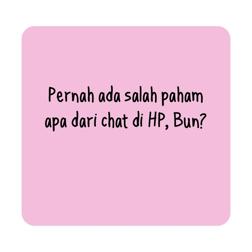 Bubun badmood melihat HP ayah menerima pesan pendek dari seorang perempuan bernama Linda. Waduh, siapa ya kok sampai mengajak kenalan? Simak selengkapnya!