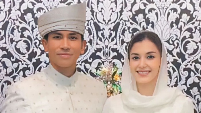 Pangeran Abdul Mateen dan Anisha Rosnah menikah.