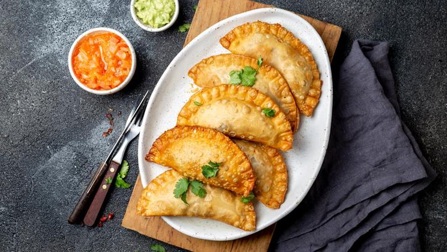 Pelajar asal China salah sangka pastel sebagai dimsum