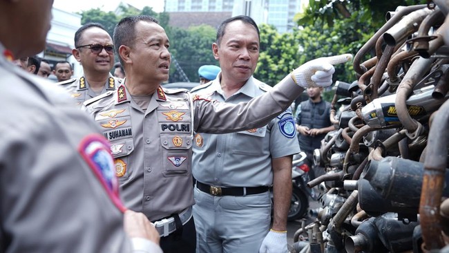 Jelang kampanye akbar Pemilu 2024, Korlantas Polri meminta timses capres-cawapres mengingatkan pendukung masing-masing agar tidak memakai knalpot brong.