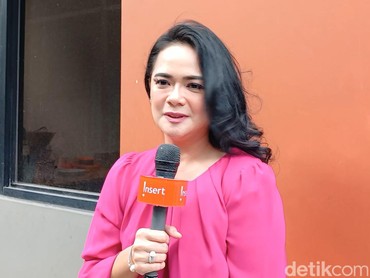 img-title Cerita Haru Perjuangan Shezy Idris Hidupi Anak-Anak usai Bercerai