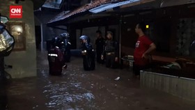 VIDEO: Sungai Cikapundung Meluap, Jalan Braga Kota Bandung Banjir