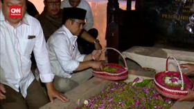 VIDEO: Ziarah Ke Makam Bung Karno, Cak Imin Ngaku Belum Izin Megawati