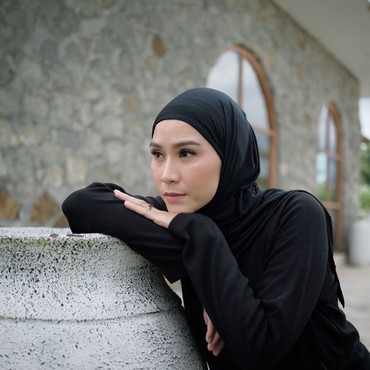 Balasan Zaskia Adya Mecca gegara Anak Lepas Hijab Dikomentari Nyelekit