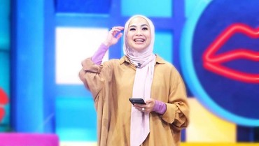 Inikah Alasan Feni Rose Yakin Ayu Ting Ting Sudah Dinikai Pria TNI?