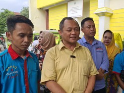 Sarmuji Serap Aspirasi & Dukungan Tukang Bakso di Surabaya untuk Prabowo