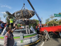 Uniknya Tugu Bandeng Pati, Dibikin dari 4.031 Knalpot Brong