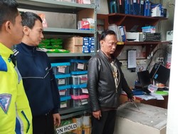 Garong Berkapak di Cibubur Gasak HP dan Tablet Usai Lumpuhkan Sekuriti