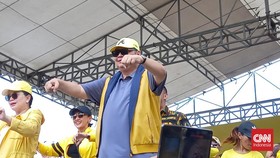 Ketum Golkar Respons Wacana Koalisi Anies-Ganjar di Putaran Kedua