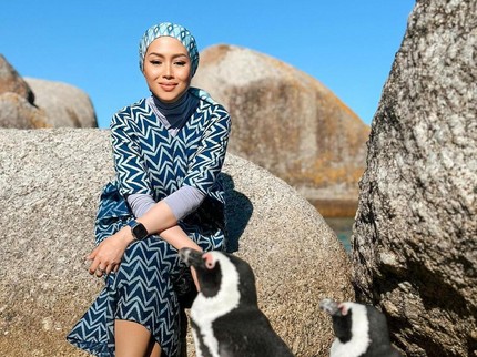 Jarang Terekspos, 7 Potret Terbaru Azrinaz Mazhar Eks Istri Sultan Bolkiah yang Hobi Hiking